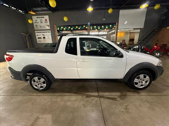 FIAT STRADA 1.4 MPI HARD WORKING CE 8V FLEX 2P MANUAL FIAT STRADA 1.4 MPI HARD WORKING CE 8V FLEX 2P MANUAL
